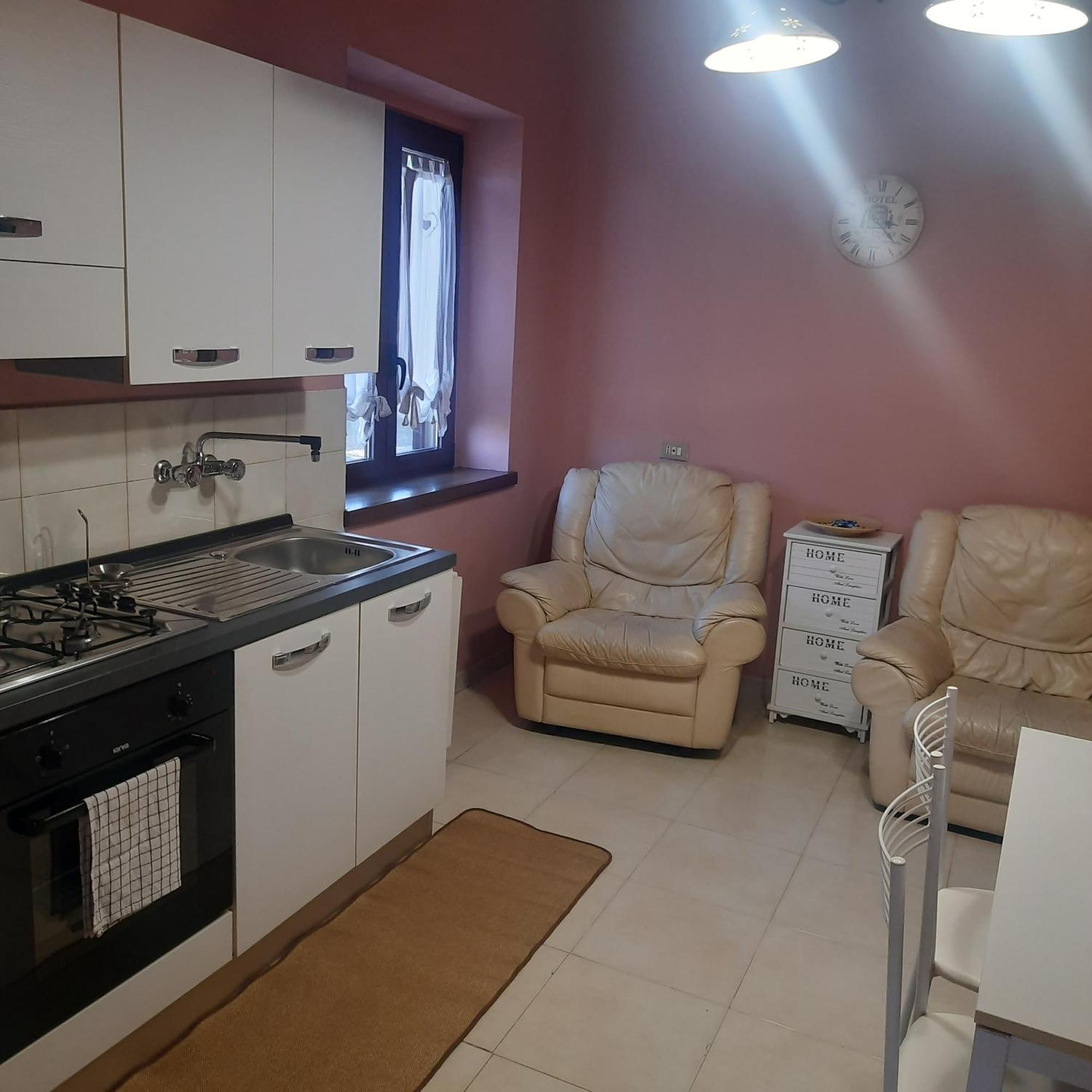 Vila Casalustro Citta Sant'Angelo Exteriér fotografie